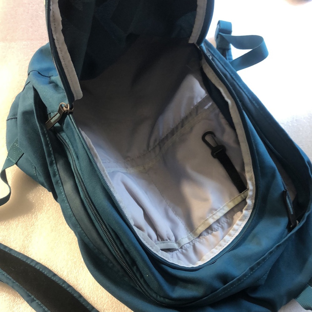 Nike bag pack . Jade green color - Picture 9 of 15
